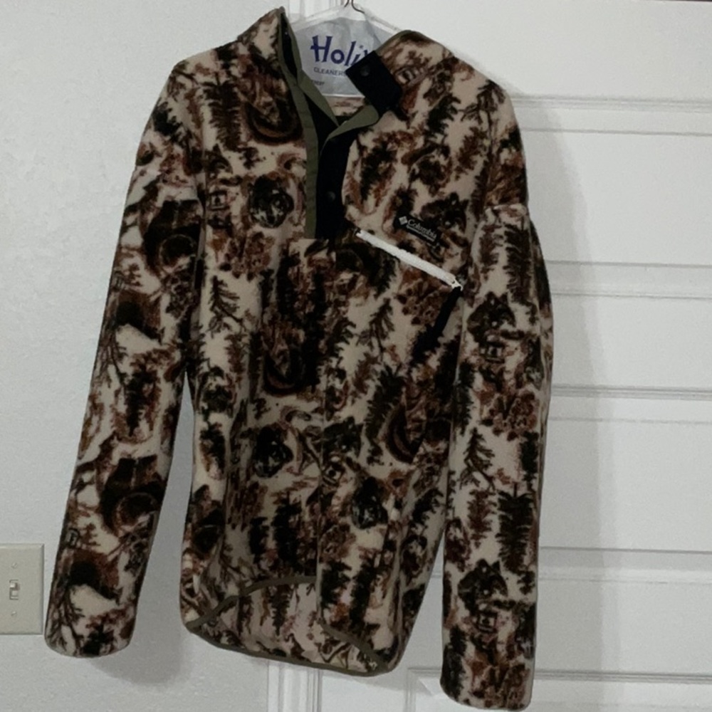 Columbia Pullover like new Size Small